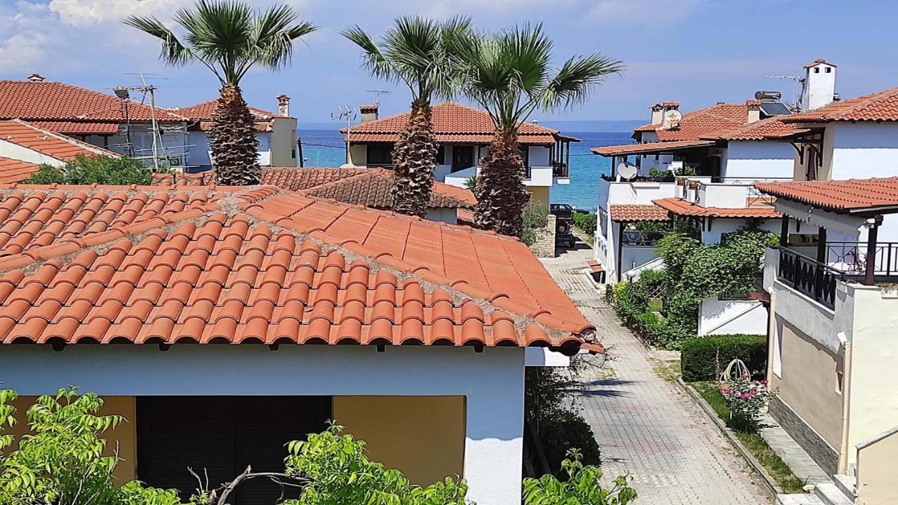 Beach Front Apartment In Pefkochori Buitenkant foto
